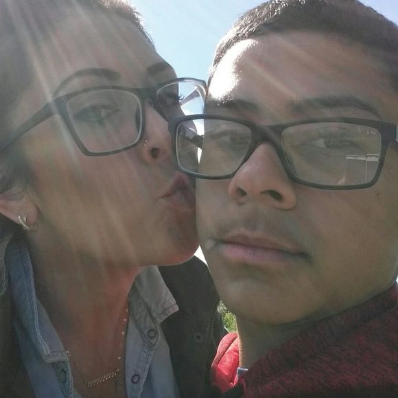 Meet your Posher, Tanya - Picture 1 of 1